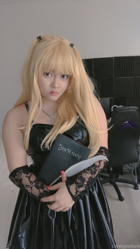 Luvlyjessxx actrice artistique galerie