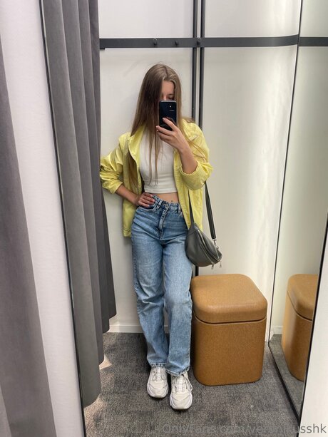 Veronikusshk modèle chaud image