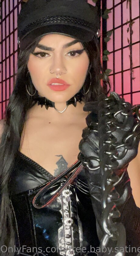 Free Baby Satine star du porno gratuite collection