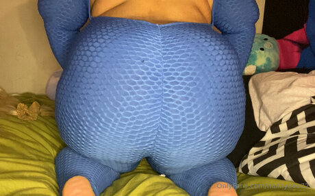 Hunnybee72 jolie actrice img