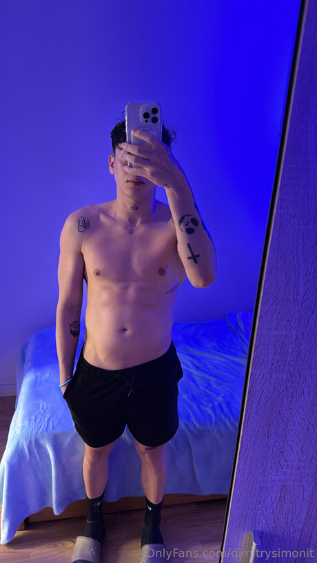 Dimitrysimonit modèle érotique collection