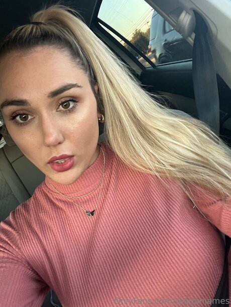 Reaganjames star du sexe des photos