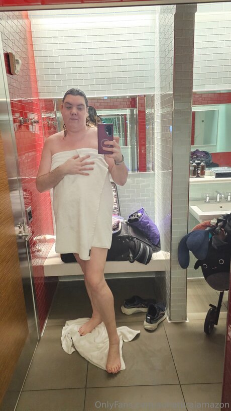 Aunaturalamazon actrice libre galeries