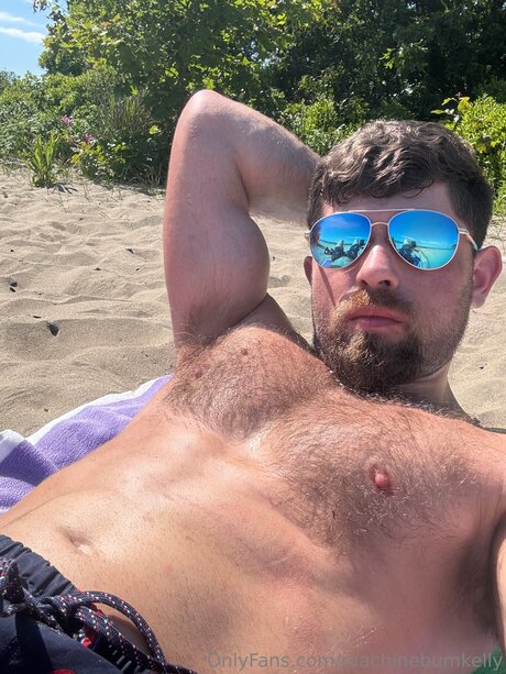 Machinebumkelly actrice libre collection