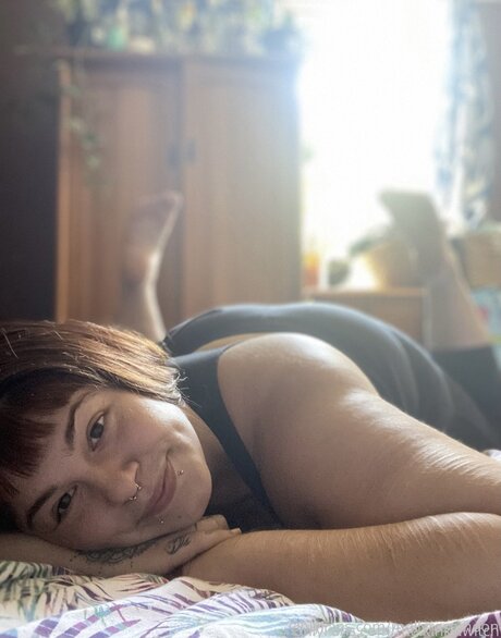 Mollyrosemoon joli modèle collection