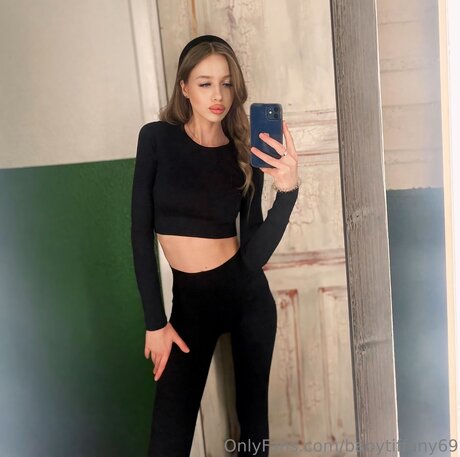 Babytiffany69 étoile adulte images