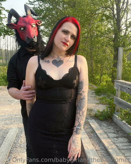 Babygirlandthebaphomet Fotoaufnahmen