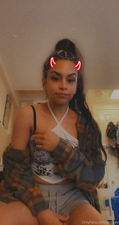 Dirty Vv actrice de grande qualité image