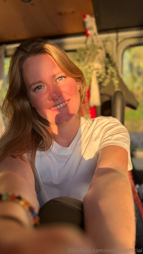 Onlyviviofficial star du porno chaud images