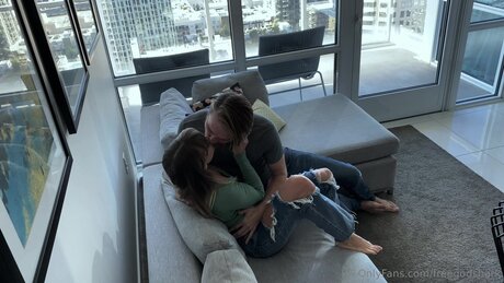 Freegodshark star érotique collection