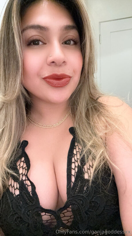 Ganjagoddessxx xxx étoile des photos
