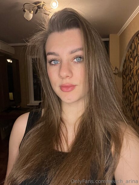 Peach Arina modèle photos