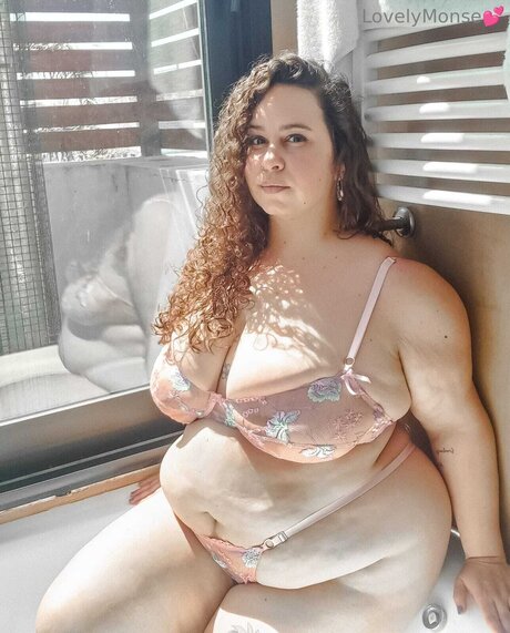 Lovelymonse star du porno archive