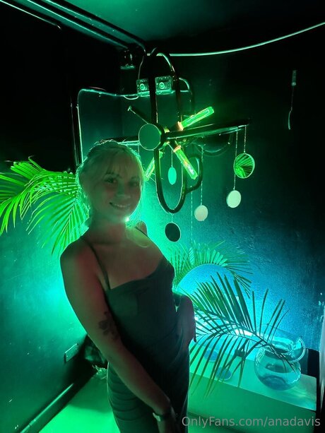 Anadavis art de star du porno photo