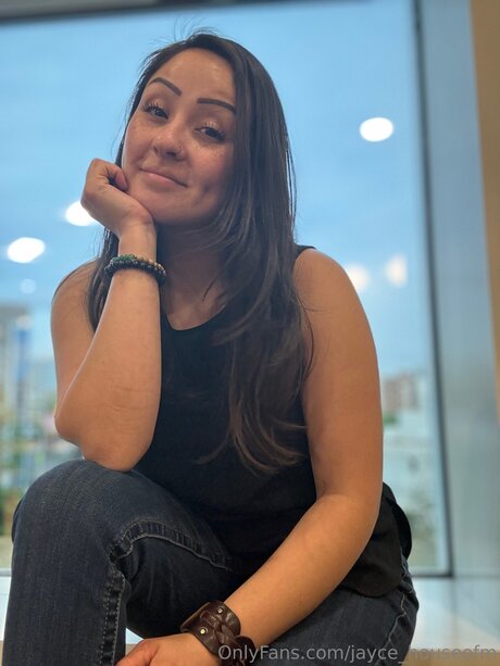 Jayce Houseofm jolie star du porno galerie