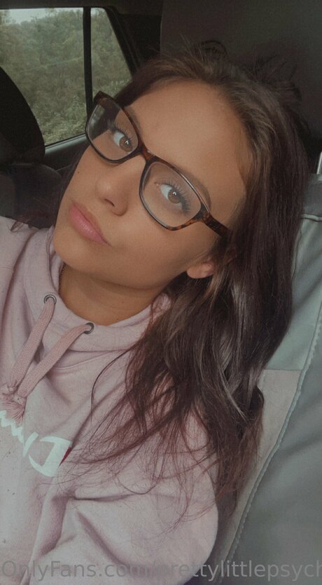 Prettylittlepsychoxoxo actrice de nus galeries