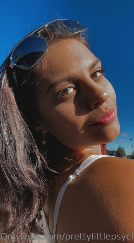 Prettylittlepsychoxoxo actrice images
