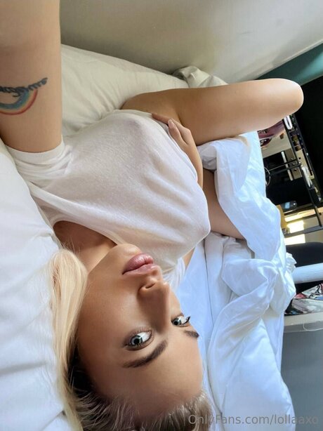 Itslolapap modèle sexy des photos