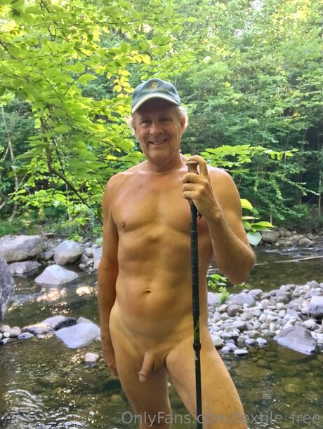 Textile Free actrice hd photo