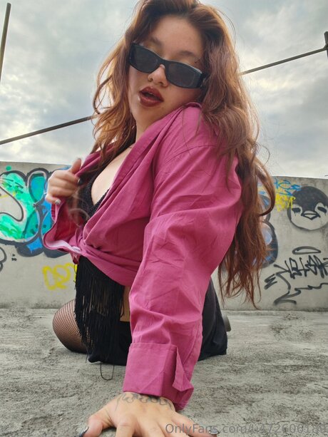 U472606189 beau modèle galeries