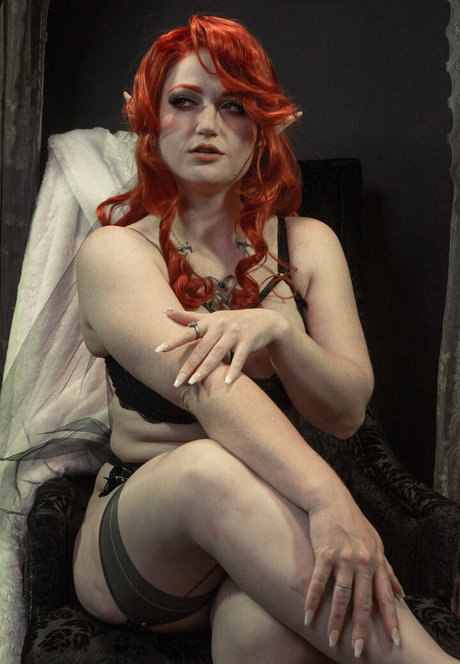 Termina Cosplay modèle sexy des photos