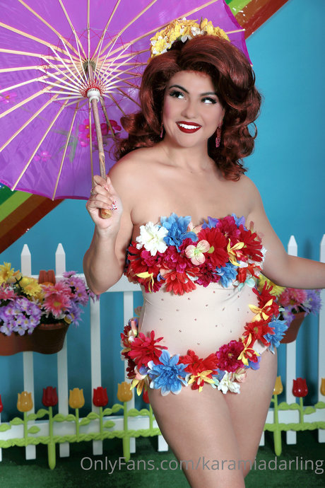 Karamia Darling top star images