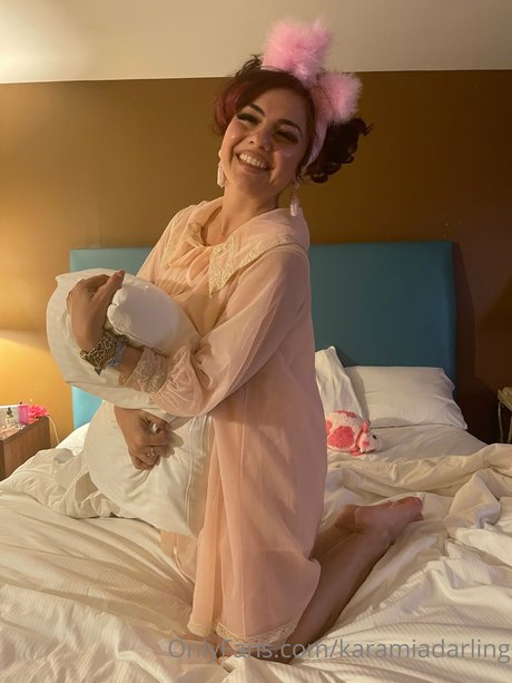 Karamia Darling modèle gratuit galerie