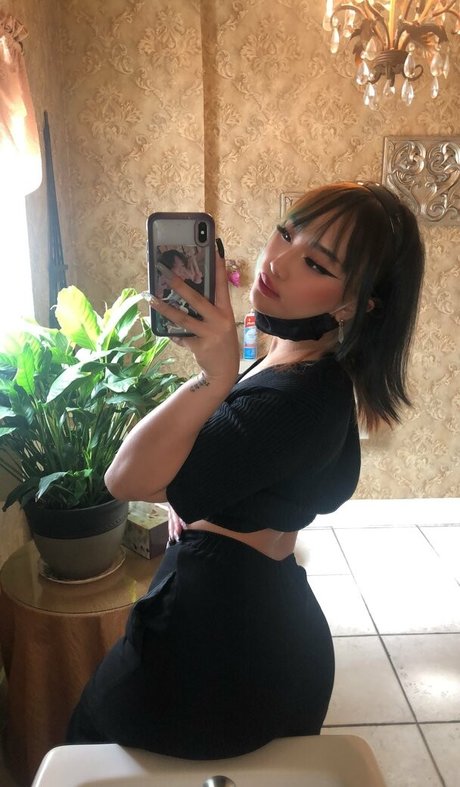 Soraphoria modèle joli galerie