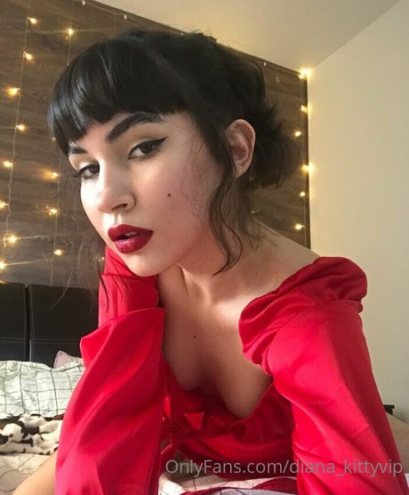 Diana Kitty étoile adulte archive