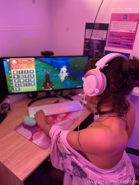 Diana Kitty modèle gratuit photos