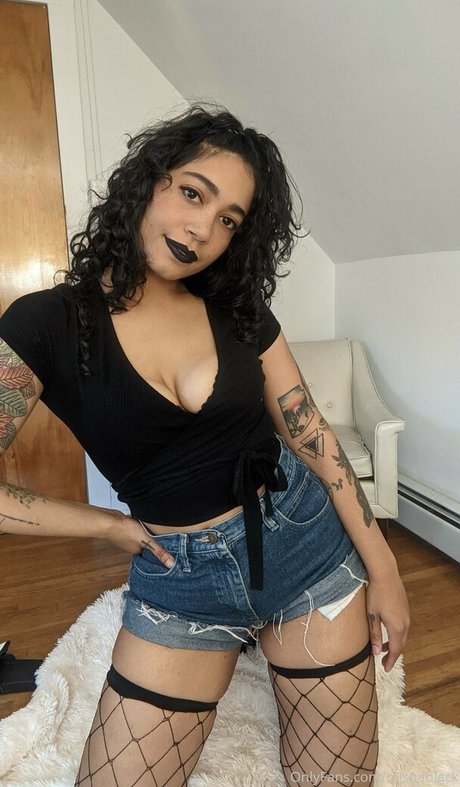 Misha Black star érotique galeries