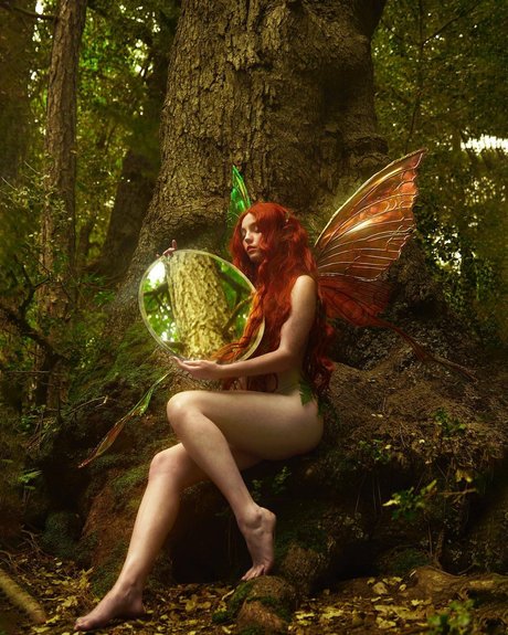 Emily O dette modèle gratuit des photos