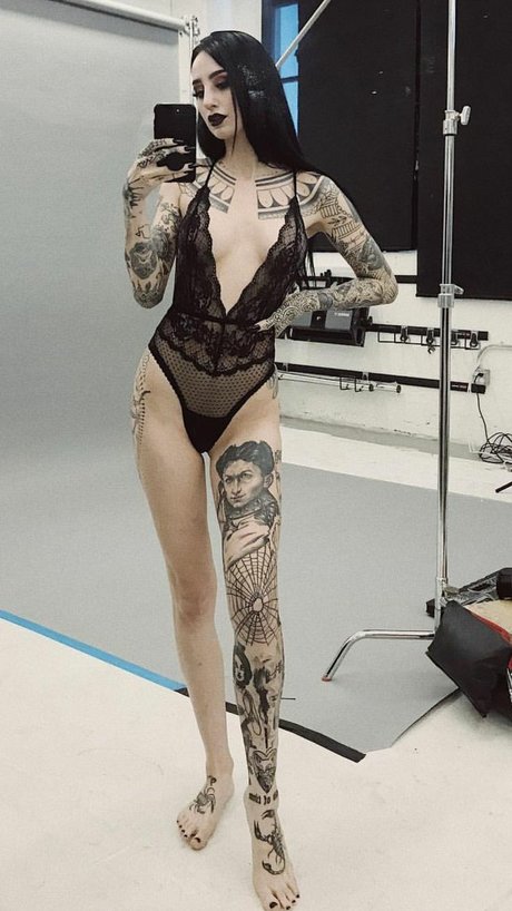 les fans débène les plus chauds haute qualité parfait des photos