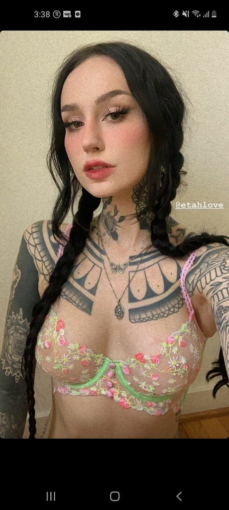 Emma Vauxdevil actrice sexy image