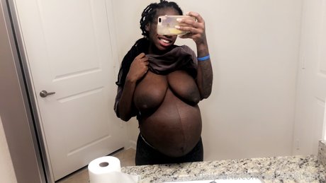 jolie pipe onlyfans haute qualité exclusive des photos