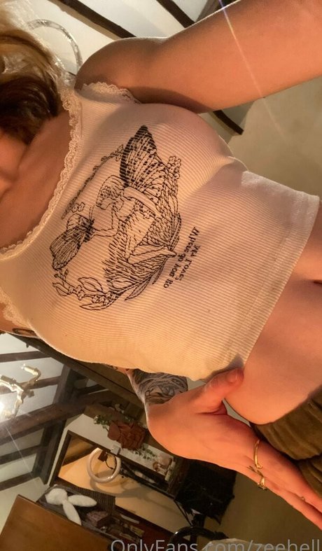 ZeeHell étoile sexy des photos