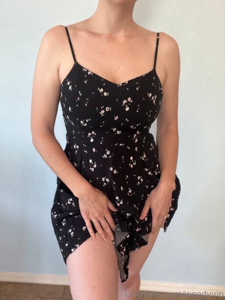 Weedyvip modèles nus image