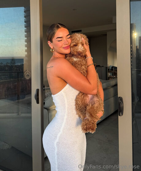 Skye Rose star du porno érotique photo