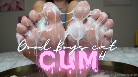 Dizzyclips modèle chaud images