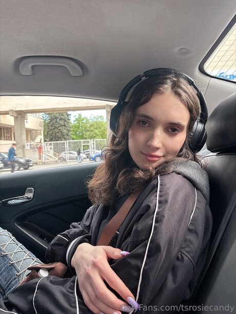 Tsrosiecandy star pornographique des photos