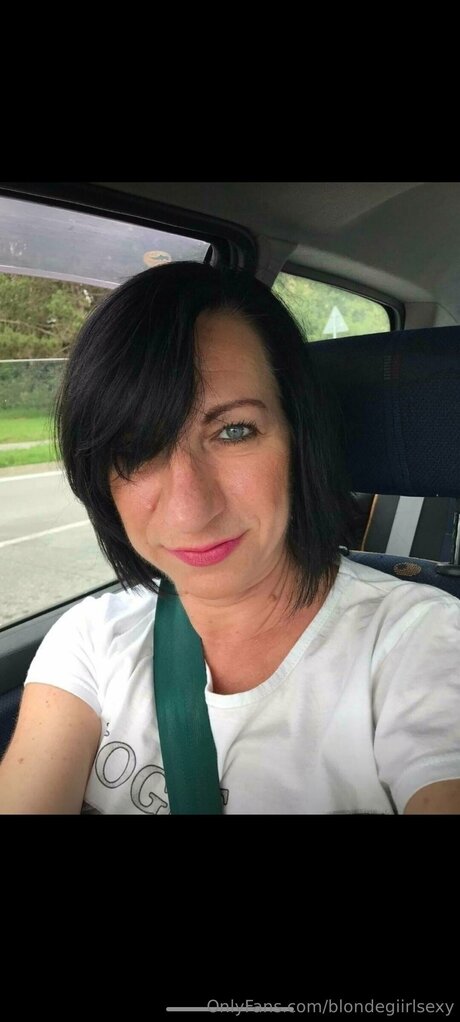 Blondegiirlsexy star du porno chaude archive