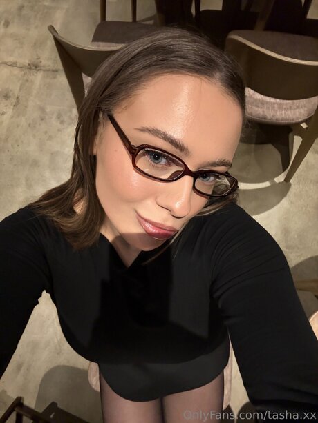 Tasha Xx haut étoile photos