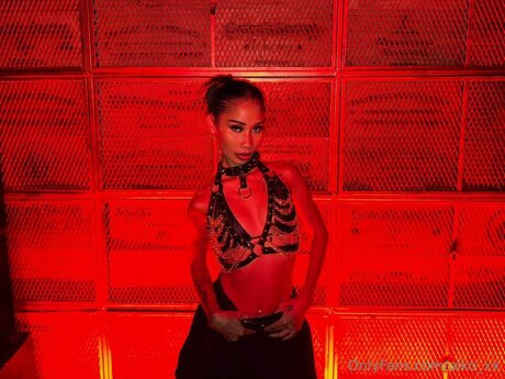 Aiko Xx meilleure star du porno images