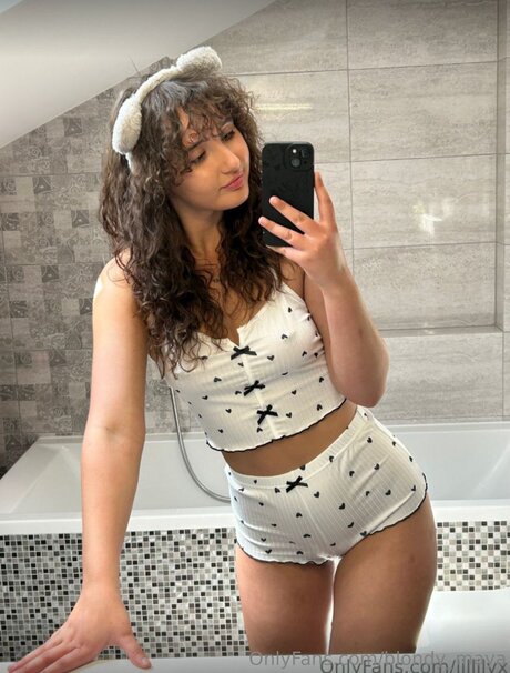 Blondy Maya modèle nu image