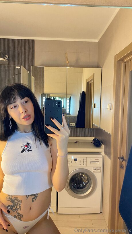 Xxxena X modèle xxx image