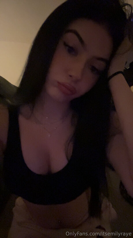 Itsemilyraye modèle photos