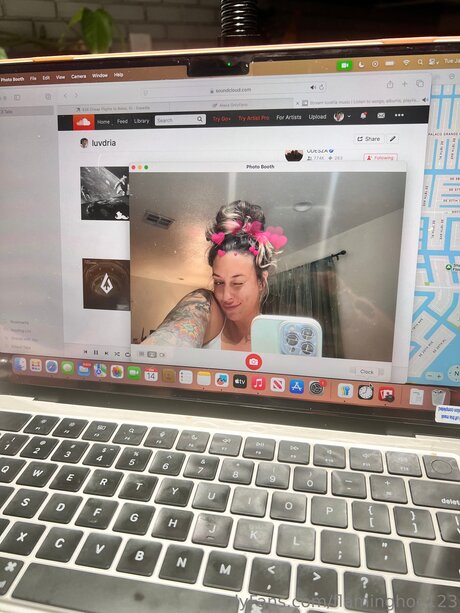 Flaminghoe123 modèle magnifique archive