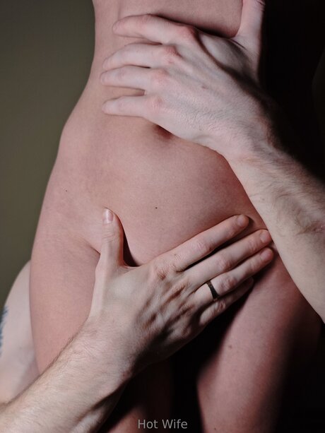 Hotwife Ua joli modèle archive