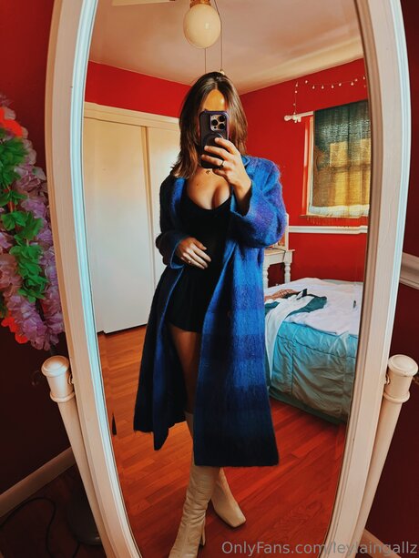 Leylaingallz actrice pornographique photos