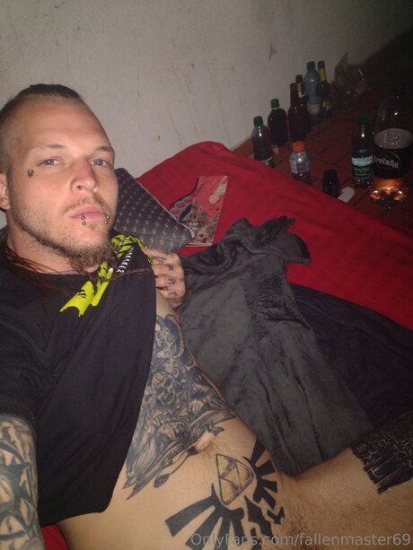 Fallenmaster69 sexe star du porno collection